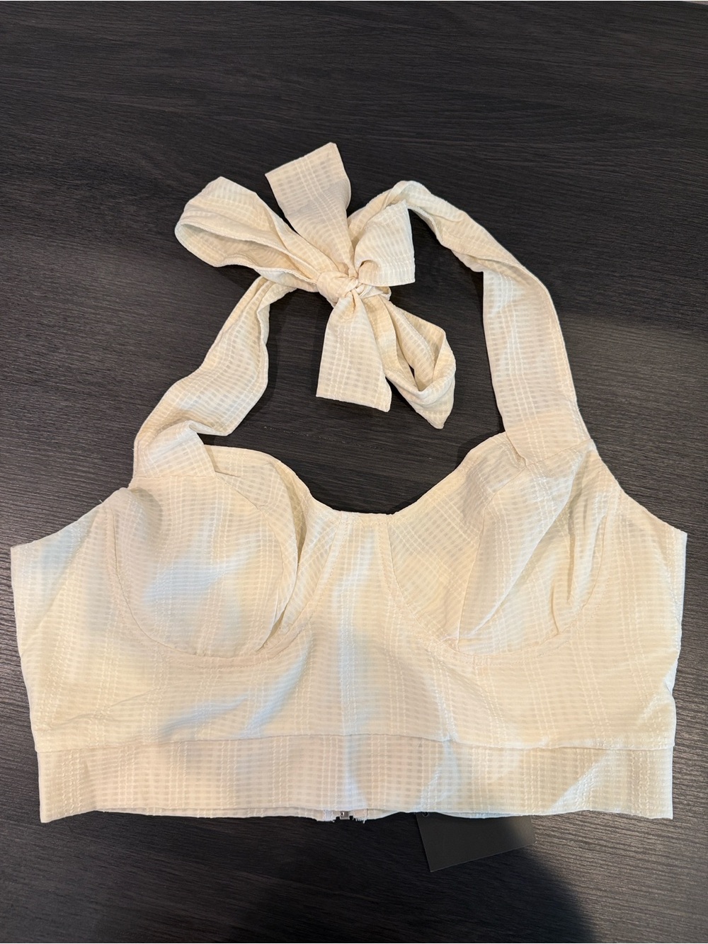 Lelis | Cream Textured Halter Crop Top | Large NWT